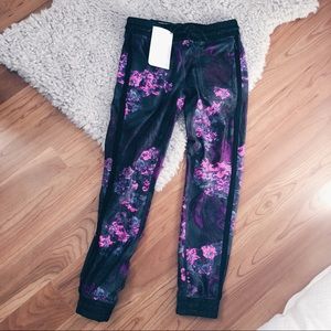 NWT Fabletics Joggers